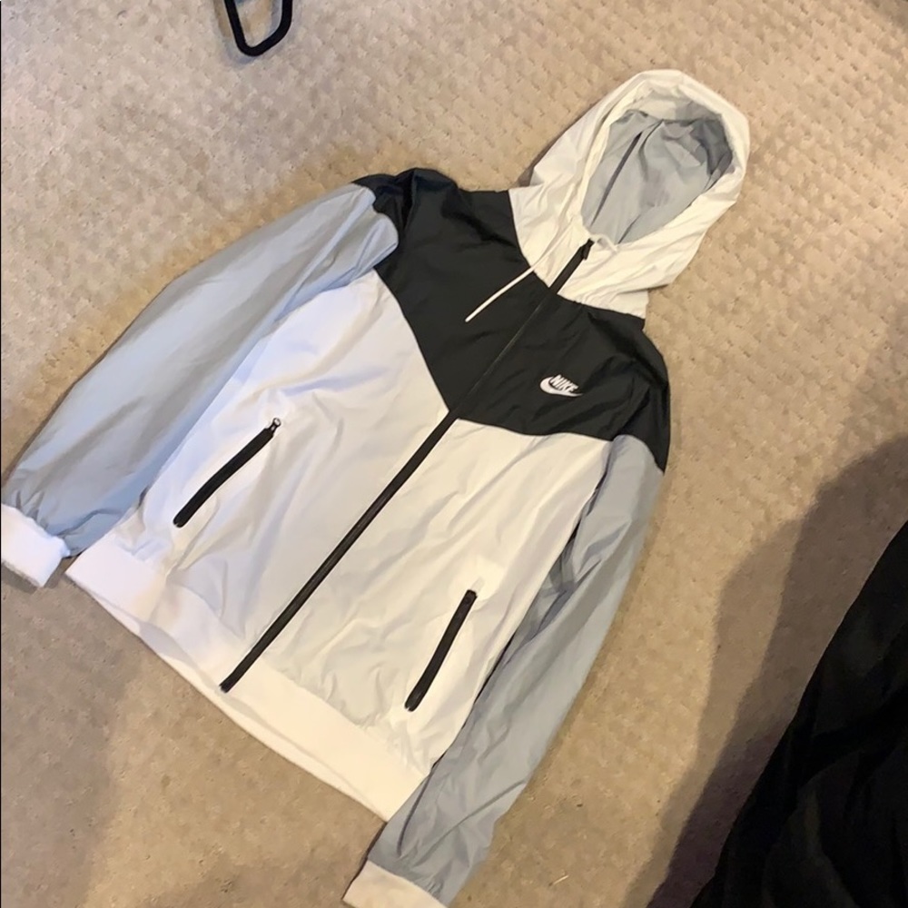 windbreaker